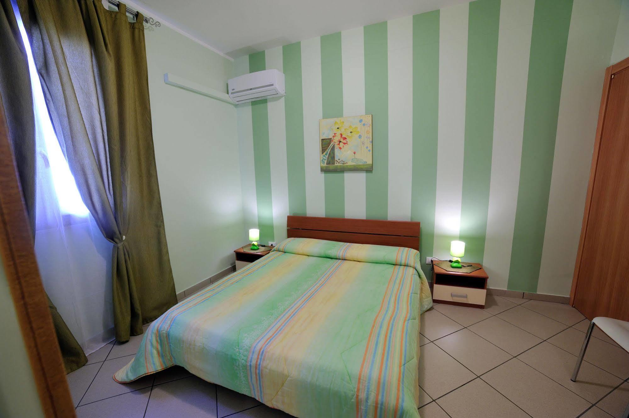 Green Garden Теразини Екстериор снимка